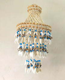 Lustre Artesanal de Conchas e Miçangas - Rio Samba Crochet