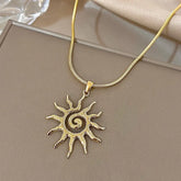Colar Solar Dourado
