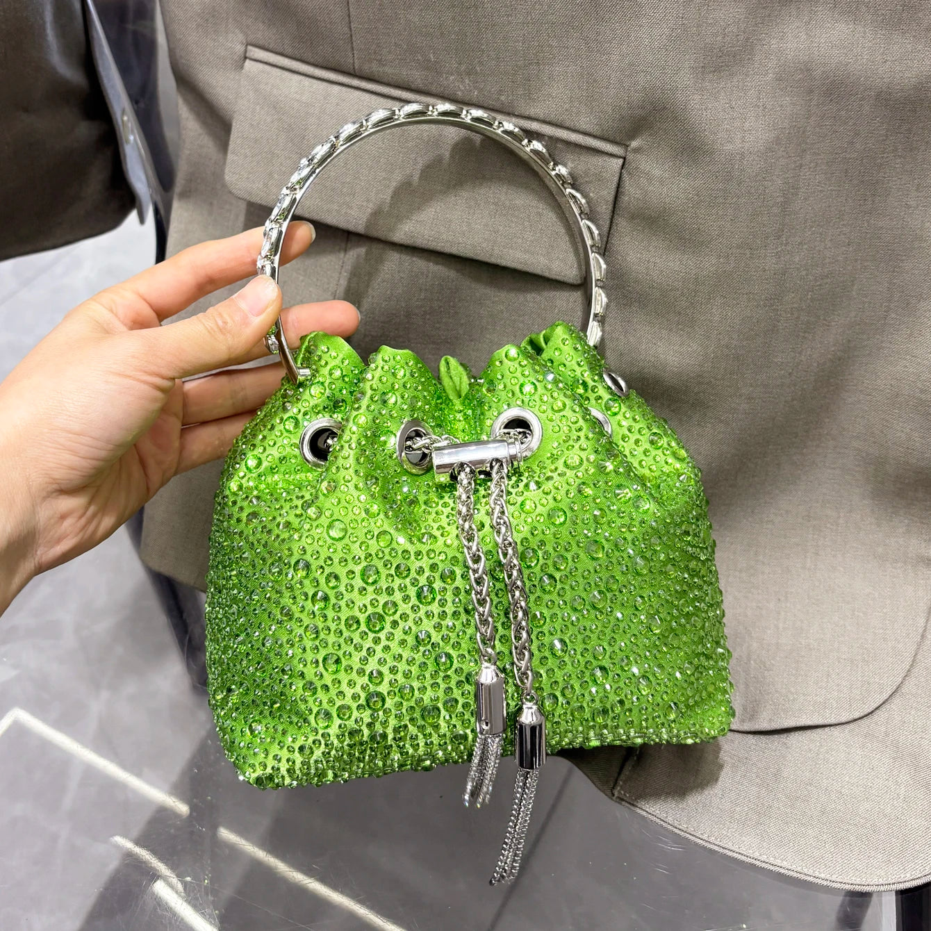 ✨ Bolsa Lumière – Porque o Seu Brilho Merece Protagonismo