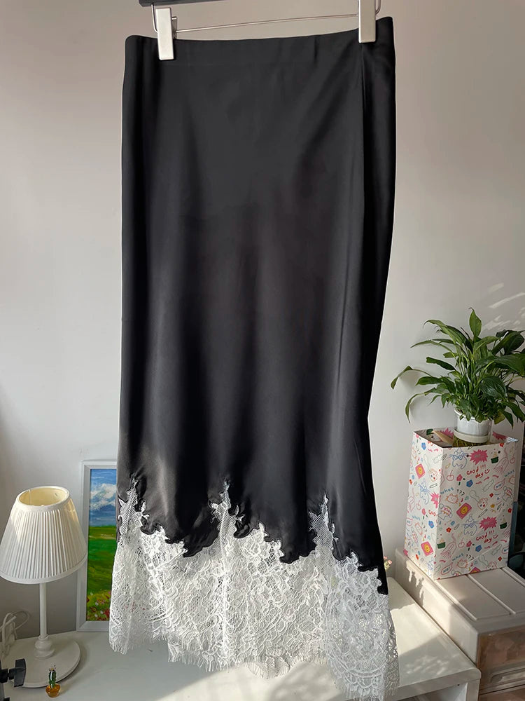 Saia Midi Encanto Renda