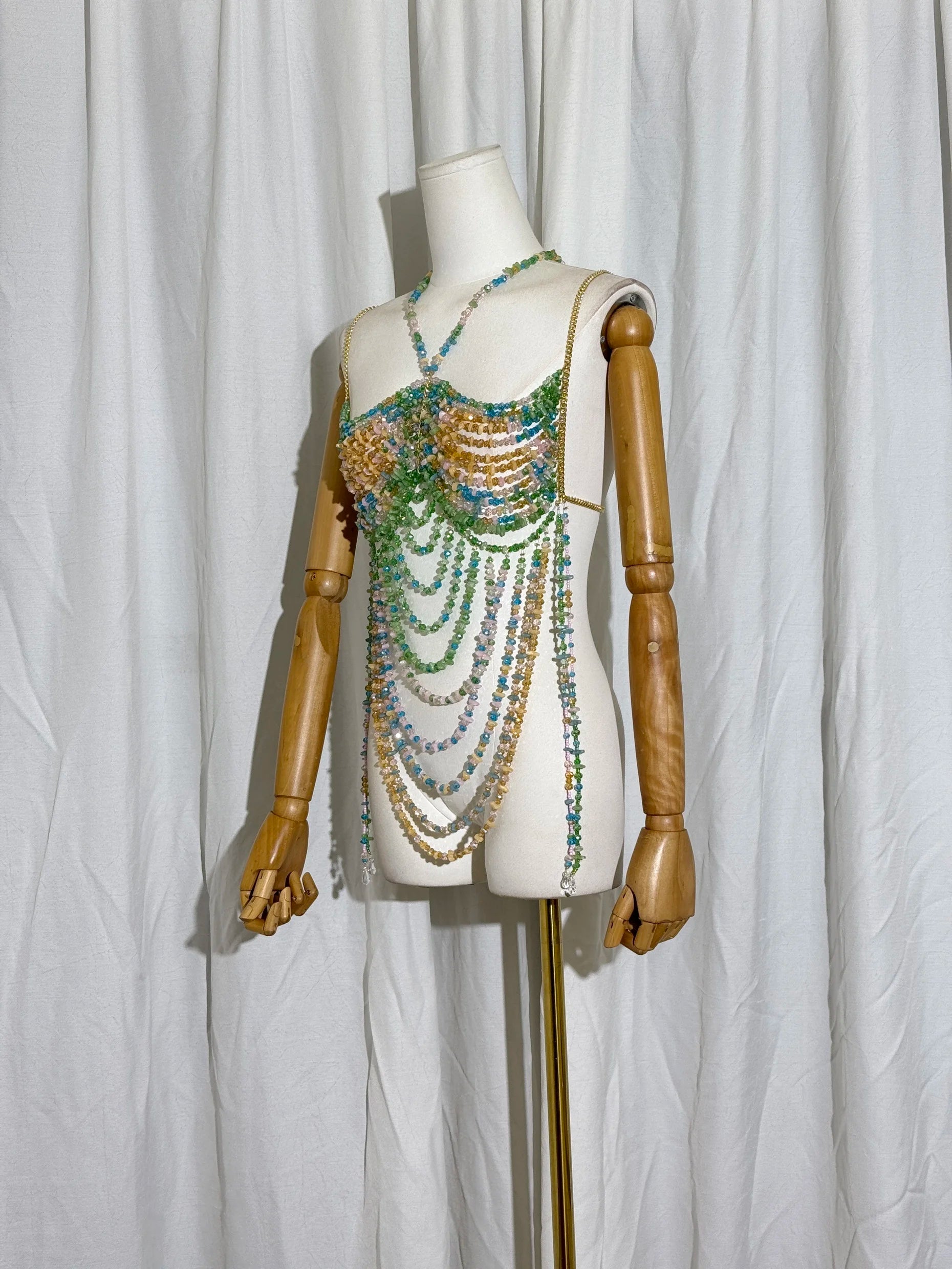 Top Cascata Aurora – maxi pedrarias em camadas